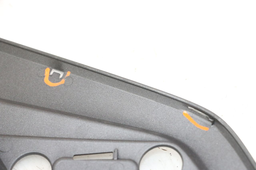 photo de JONCTION CARENAGE ARRIERE HONDA PCX (JF57/JF64) 125 (2014 - 2018) - Vue d’ensemble