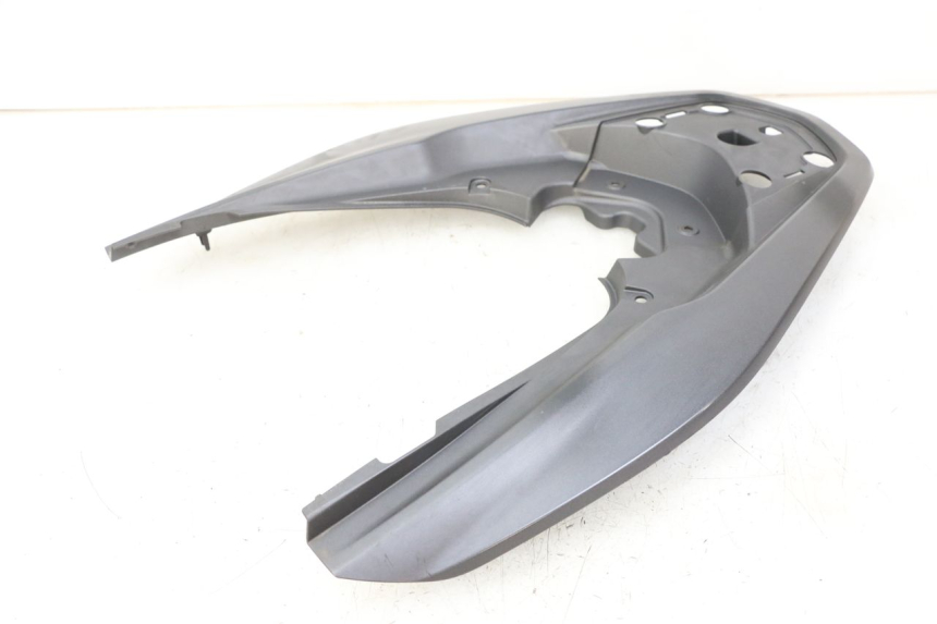 photo de JONCTION CARENAGE ARRIERE HONDA PCX (JF57/JF64) 125 (2014 - 2018) - État de surface
