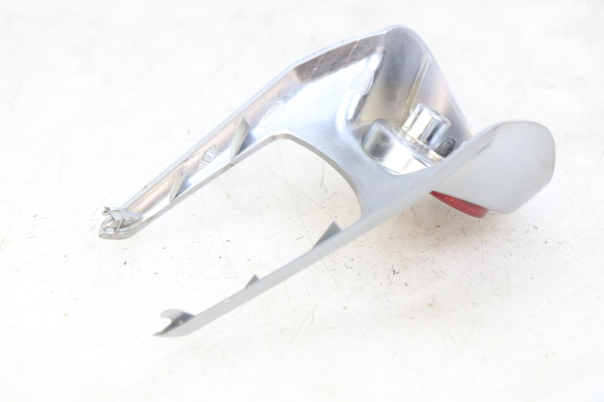 photo de JONCTION CARENAGE ARRIERE INFERIEURE PEUGEOT DJANGO 4T 50 (2014 - 2019) - Autre angle de vue