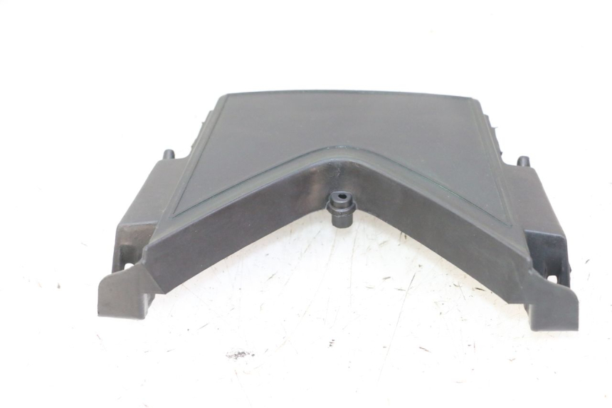 photo de JONCTION CARENAGE ARRIERE INFERIEURE STAHO FH 50 (2018 - 2019) - Zoom état d’usage