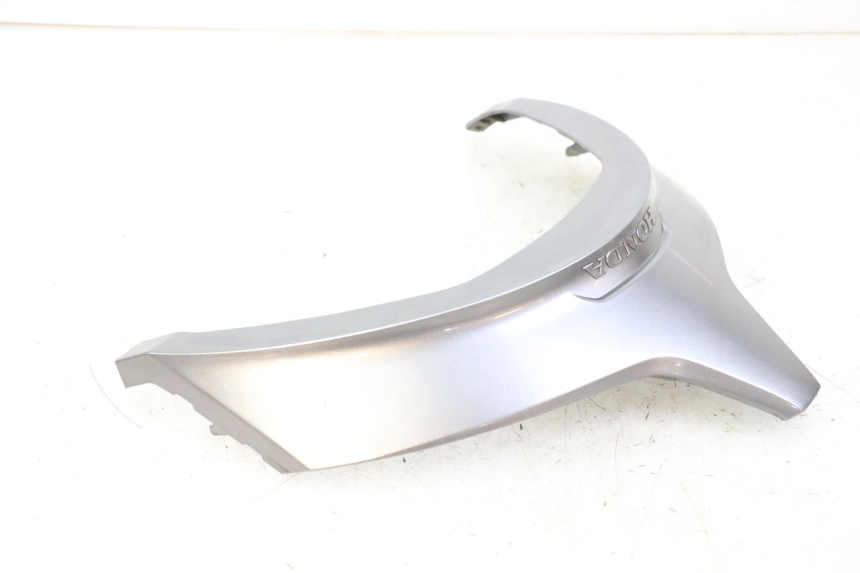 photo de JONCTION CARENAGE ARRIERE INFERIEURE HONDA FORZA ABS 300 (2013 - 2017) - Vue d’ensemble