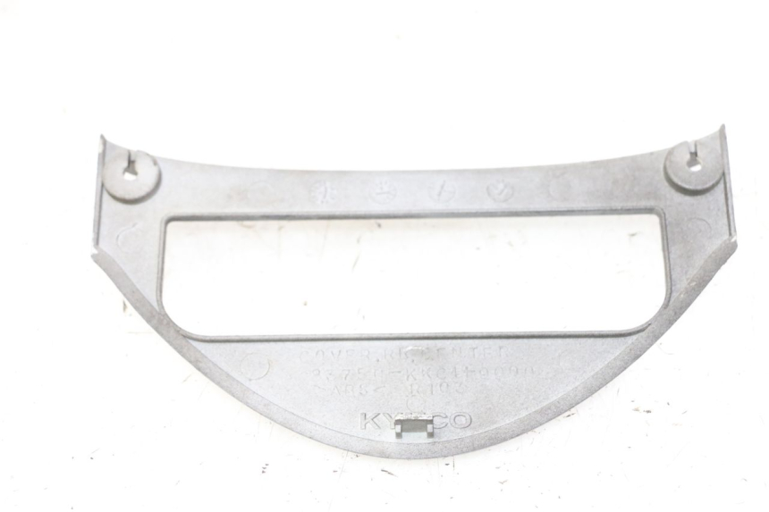photo de JONCTION CARENAGE ARRIERE INFERIEURE KYMCO GRAND DINK 125 (2008 - 2014) - Zoom état d’usage