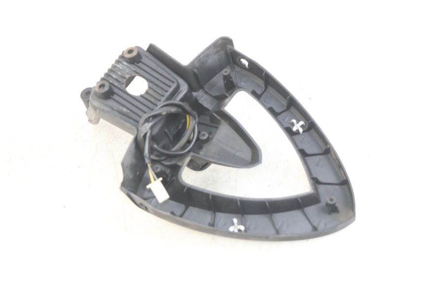 photo de JONCTION CARENAGE ARRIERE INFERIEURE TNT MOTOR GRIDO 2T 50 (2010 - 2019) - Zoom état d’usage