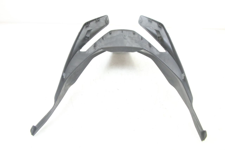 photo de JONCTION CARENAGE ARRIERE INFERIEURE HONDA FORZA 125 (2021 - 2025) - Autre angle de vue