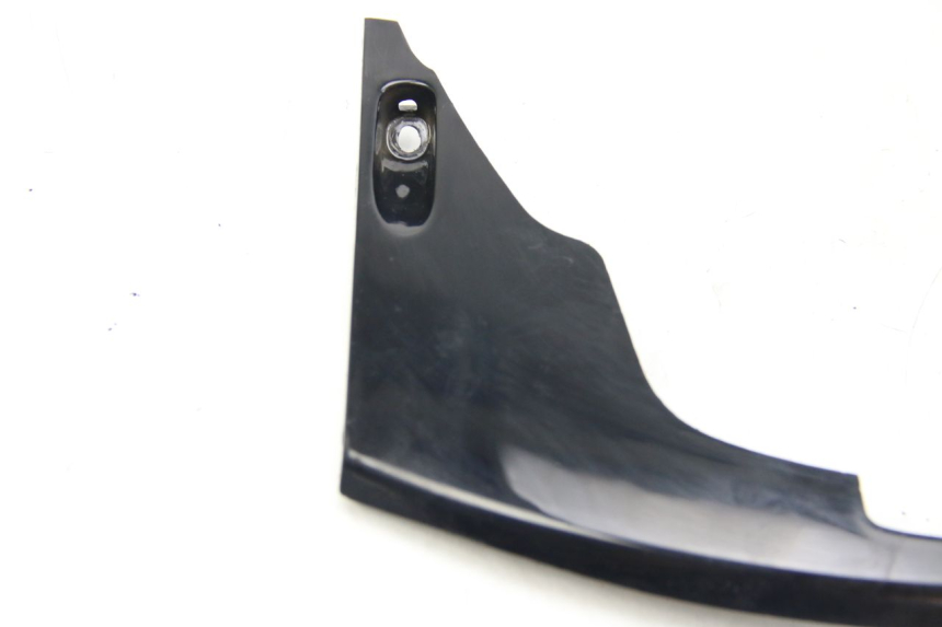 photo de JONCTION CARENAGE ARRIERE INFERIEURE REVATTO IMPERATOR 125 (2007 - 2015) - Zoom état d’usage