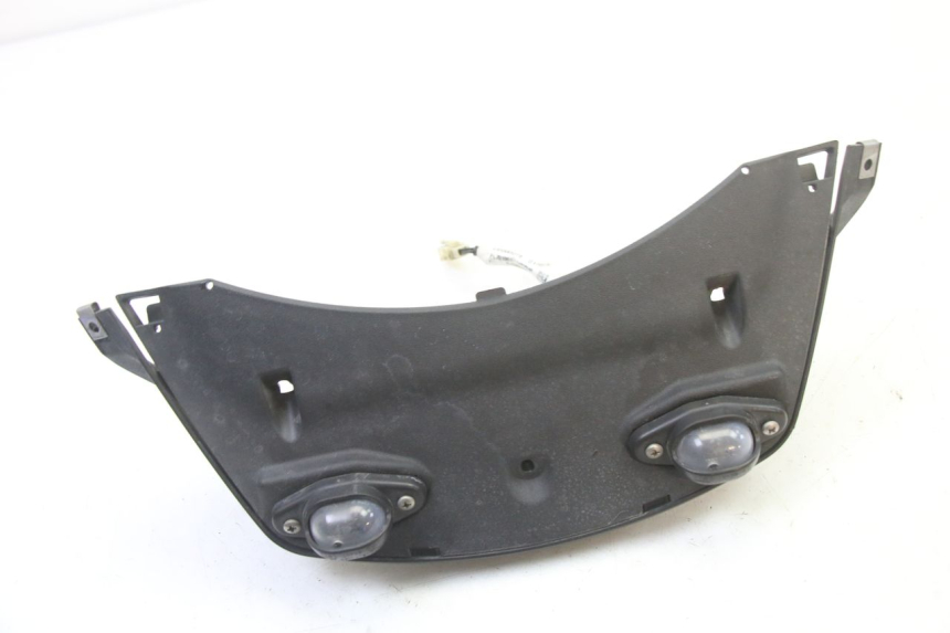 photo de JONCTION CARENAGE ARRIERE INFERIEURE PIAGGIO MP3 500 (2014 - 2017) - Zoom état d’usage