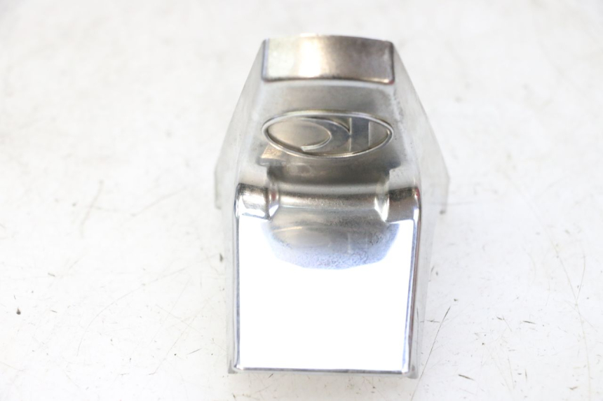 photo de JONCTION CARENAGE ARRIERE INFERIEURE KYMCO LIKE 4T 50 (2019 - 2025) - Gros plan technique