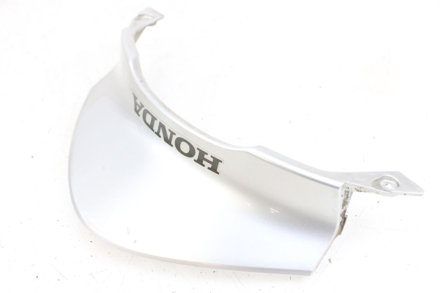 photo de JONCTION CARENAGE ARRIERE INFERIEURE HONDA NHX LEAD 110 (2008 - 2010) - Autre angle de vue