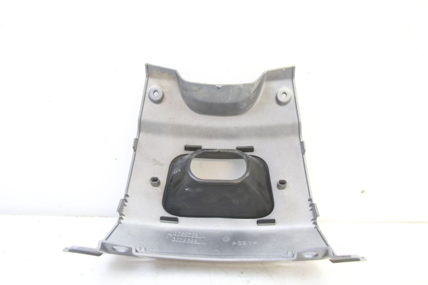 photo de JONCTION CARENAGE ARRIERE INFERIEURE PEUGEOT SATELIS 250 (2006 - 2012) - Pièce contrôlée