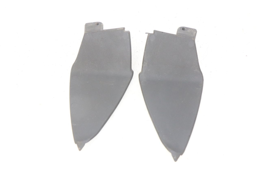 photo de JONCTION CARENAGE ARRIERE INFERIEURE APRILIA SR 2T 50 (2012 - 2017) - Autre angle de vue