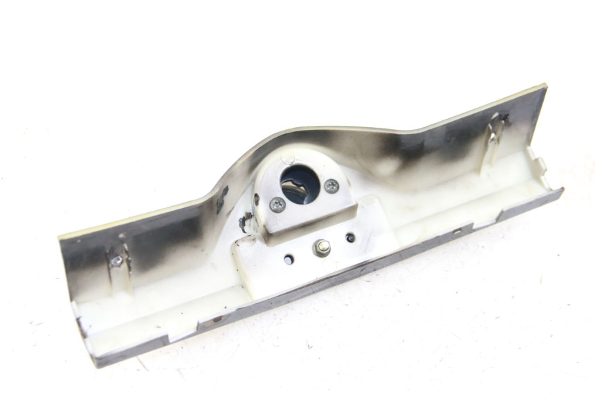 photo de JONCTION CARENAGE ARRIERE INFERIEURE RAZZO STEED 125 (2012 - 2018) - Zoom état d’usage