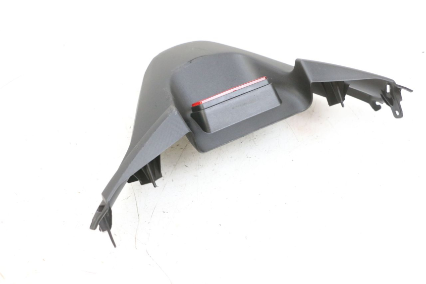 photo de JONCTION CARENAGE ARRIERE INFERIEURE YAMAHA TRICITY 300 (2020 - 2024) - Détail de la pièce