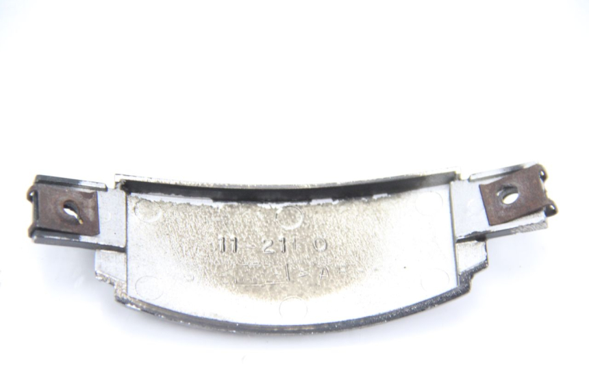 photo de JONCTION CARENAGE ARRIERE INFERIEURE SUZUKI UC EPICURO 125 (1999 - 2003) - Zoom état d’usage