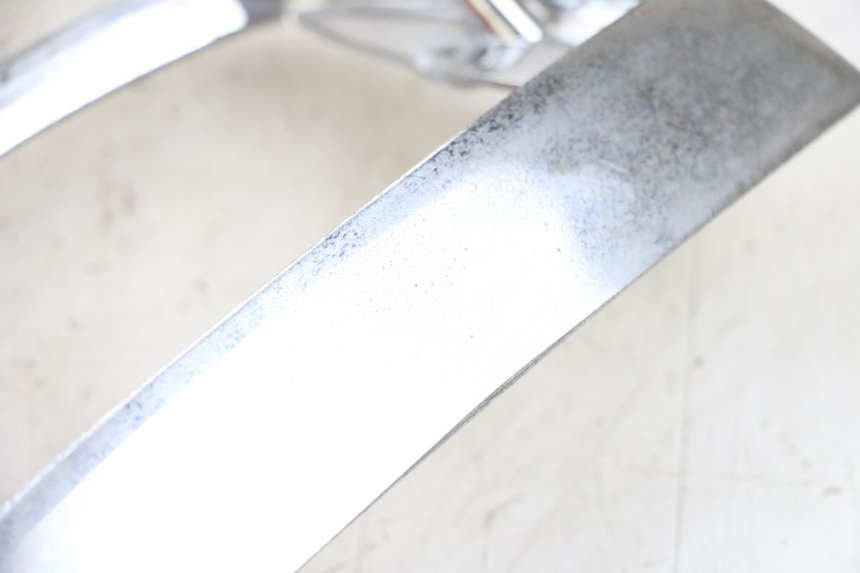 photo de JONCTION CARENAGE ARRIERE INFERIEURE PIAGGIO VESPA LX 2T 50 (2005 - 2013) - Zoom état d’usage