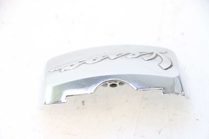 photo de JONCTION CARENAGE ARRIERE INFERIEURE PIAGGIO VESPA LX 2T 50 (2005 - 2013) - Autre angle de vue