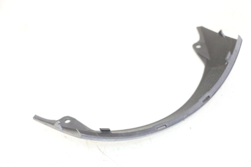 photo de JONCTION CARENAGE ARRIERE INFERIEURE MBK WAAP 125 (2008 - 2013) - Zoom état d’usage