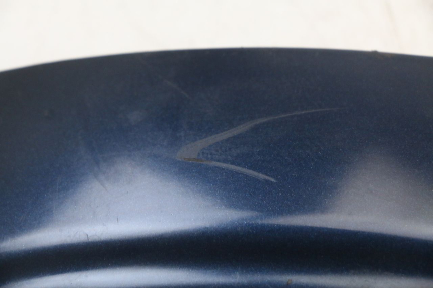 photo de JONCTION CARENAGE ARRIERE INFERIEURE PIAGGIO XEVO - X EVO 125 (2007 - 2017) - Zoom état d’usage