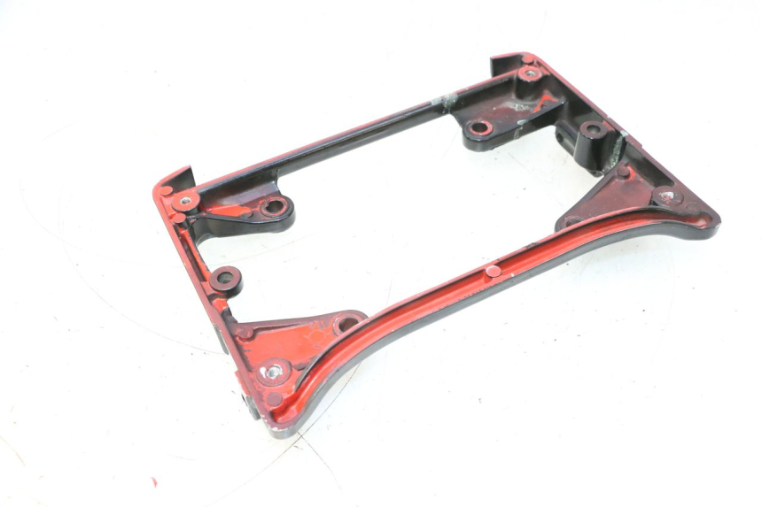 photo de JONCTION CARENAGE ARRIERE INFERIEURE HONDA XRV AFRICA TWIN 750 (1990 - 1992) - Points de fixation