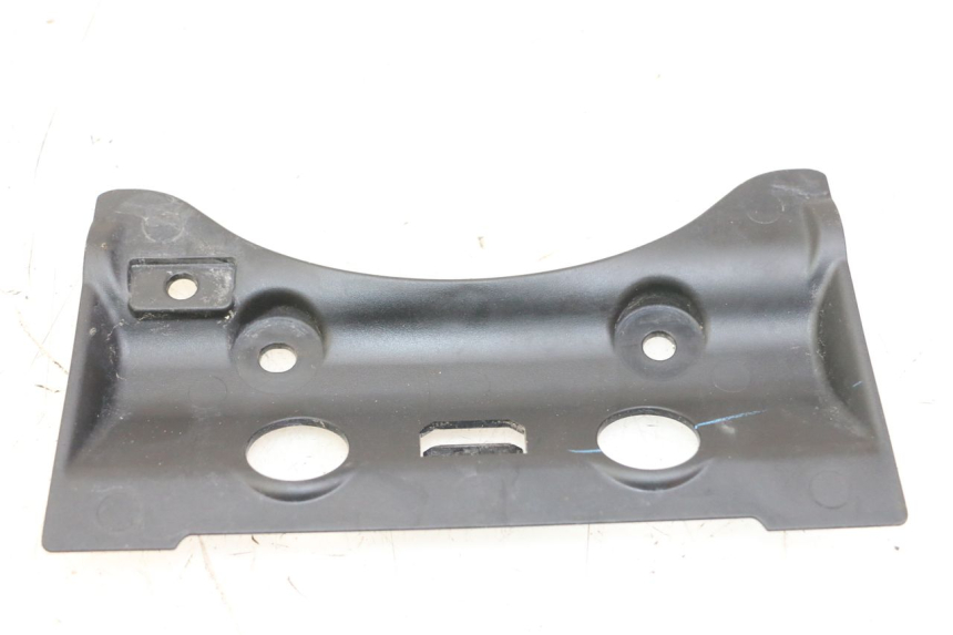 photo de JONCTION CARENAGE ARRIERE INFERIEURE YAMAHA TRACER 7 700 (2020 - 2024) - Vue principale