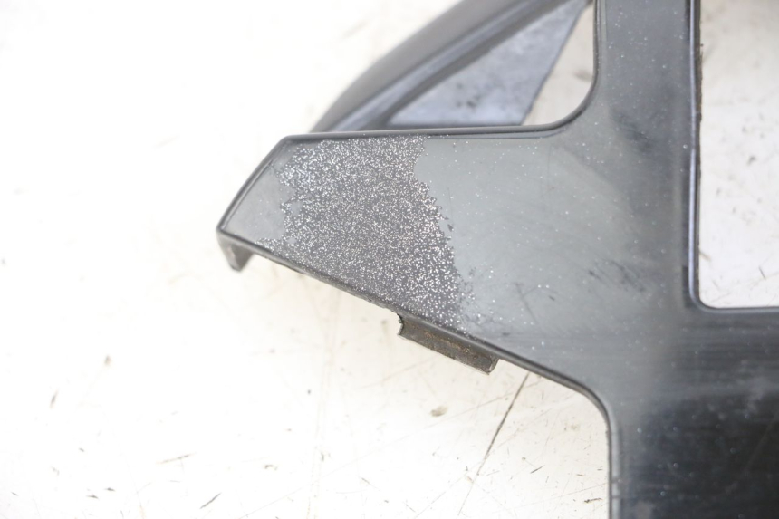 photo de JONCTION CARENAGE ARRIERE KYMCO DINK 4T 50 (2007 - 2018) - Zoom état d’usage