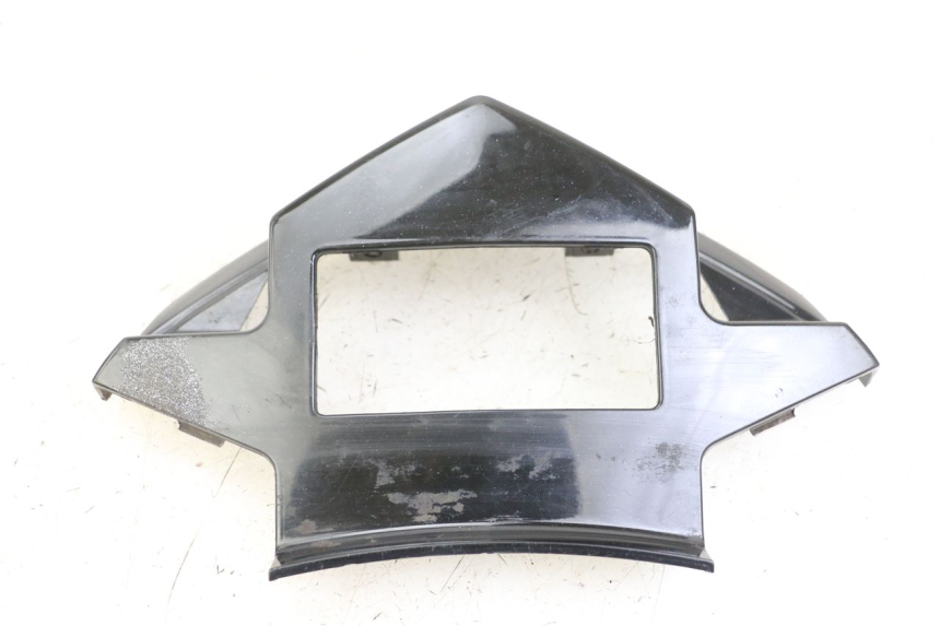 photo de JONCTION CARENAGE ARRIERE KYMCO DINK 4T 50 (2007 - 2018) - Gros plan technique