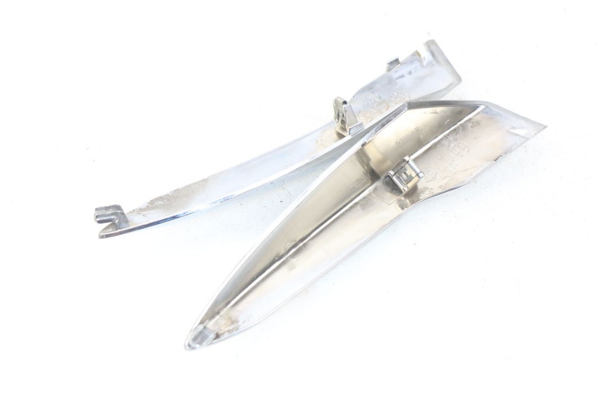 photo de JONCTION CARENAGE ARRIERE PIAGGIO LIBERTY IGET 4T 50 (2015 - 2020) - Vue d’ensemble