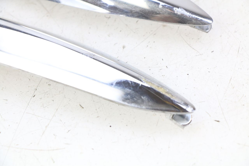 photo de JONCTION CARENAGE ARRIERE PIAGGIO LIBERTY IGET 4T 50 (2015 - 2020) - Gros plan technique