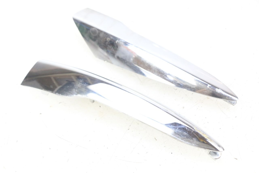 photo de JONCTION CARENAGE ARRIERE PIAGGIO LIBERTY IGET 4T 50 (2015 - 2020) - Points de fixation