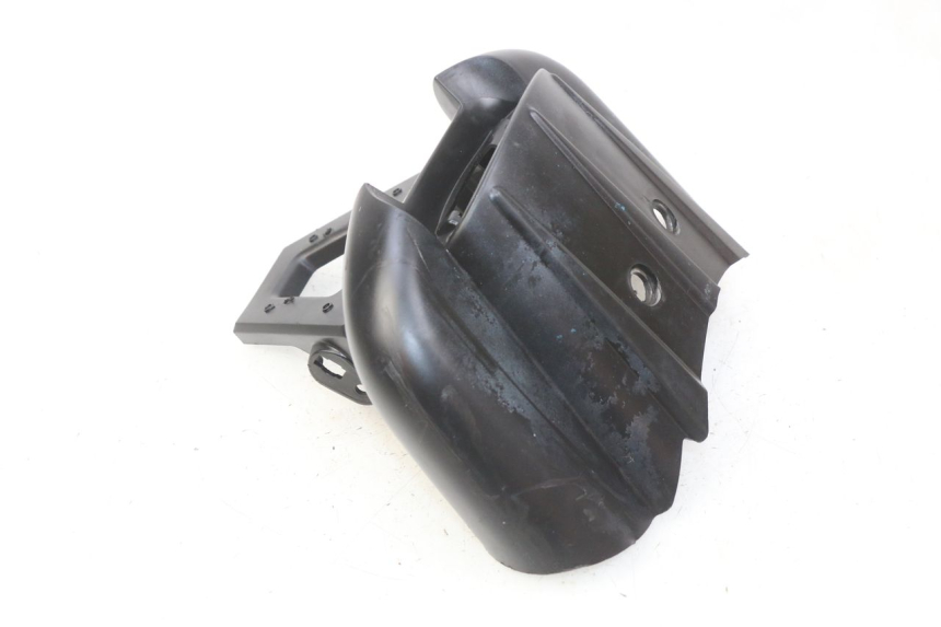 photo de JONCTION CARENAGE ARRIERE PEUGEOT LUDIX 50 (2008 - 2017) - Détail de la pièce