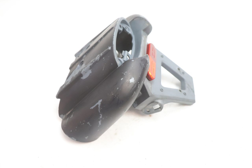 photo de JONCTION CARENAGE ARRIERE PEUGEOT LUDIX ONE 50 (2004 - 2013) - Zoom état d’usage