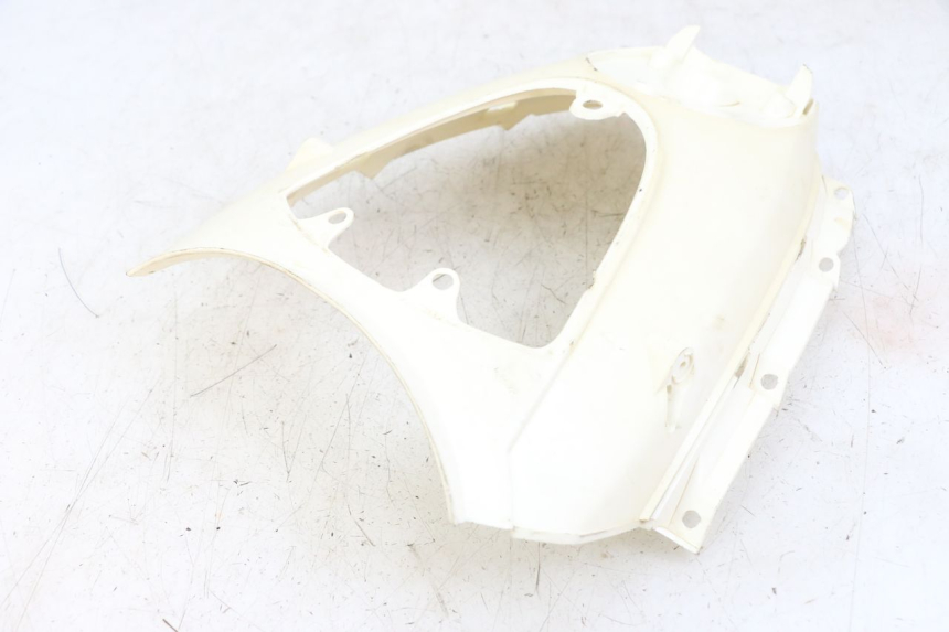 photo de JONCTION CARENAGE ARRIERE SYM MIO 50 (2011 - 2017) - Zoom état d’usage