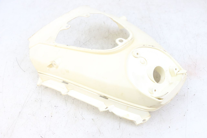 photo de JONCTION CARENAGE ARRIERE SYM MIO 50 (2011 - 2017) - Autre angle de vue