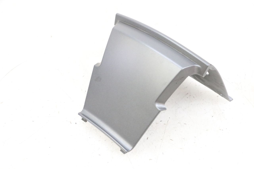 photo de JONCTION CARENAGE ARRIERE PIAGGIO MP3 500 (2016 - 2018) - Vue principale