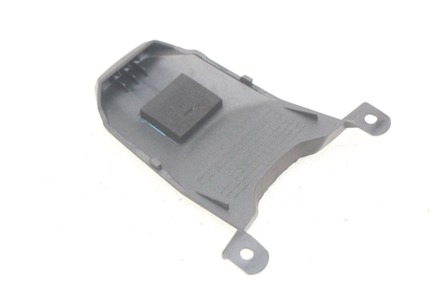 photo de JONCTION CARENAGE ARRIERE YAMAHA MT-07 MT07 ABS 700 (2014 - 2017) - Détail de la pièce