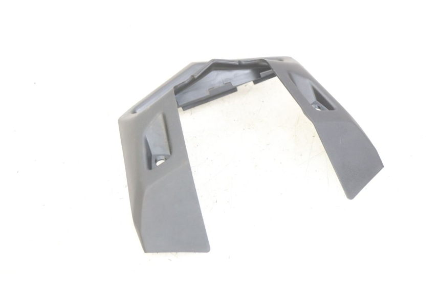 photo de JONCTION CARENAGE ARRIERE YAMAHA MT ABS 125 (2014 - 2018) - Gros plan technique