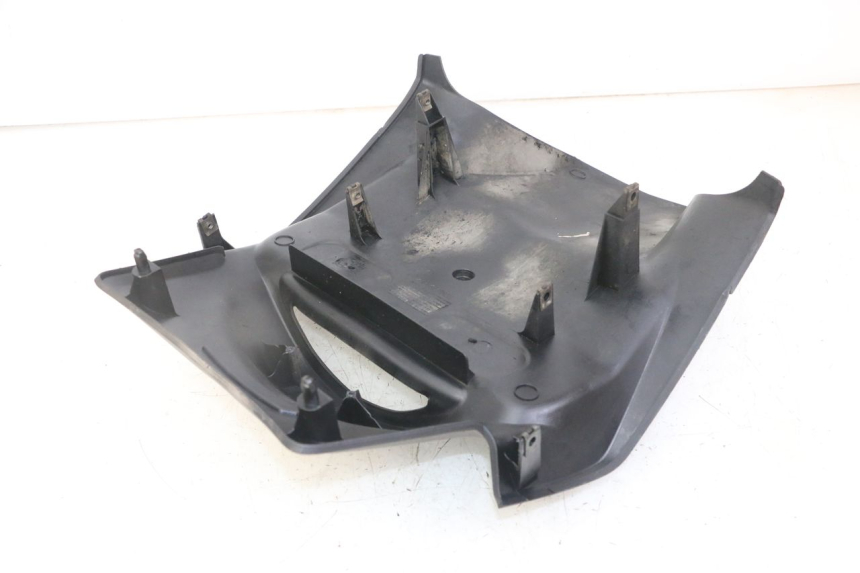 photo de JONCTION CARENAGE ARRIERE HONDA NTV DEAUVILLE ABS 700 (2007 - 2016) - Gros plan technique