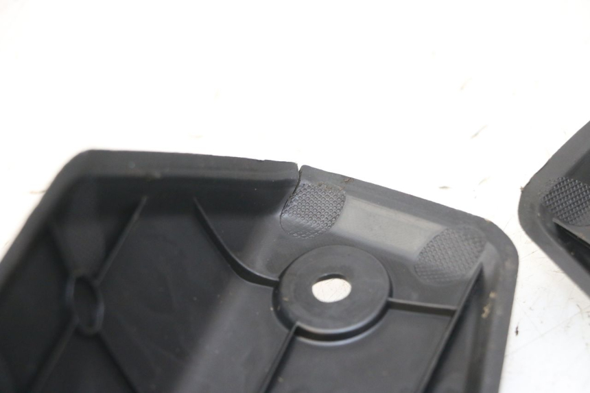 photo de JONCTION CARENAGE ARRIERE PEUGEOT KISBEE 4T 50 (2018 - 2022) - Vue d’ensemble