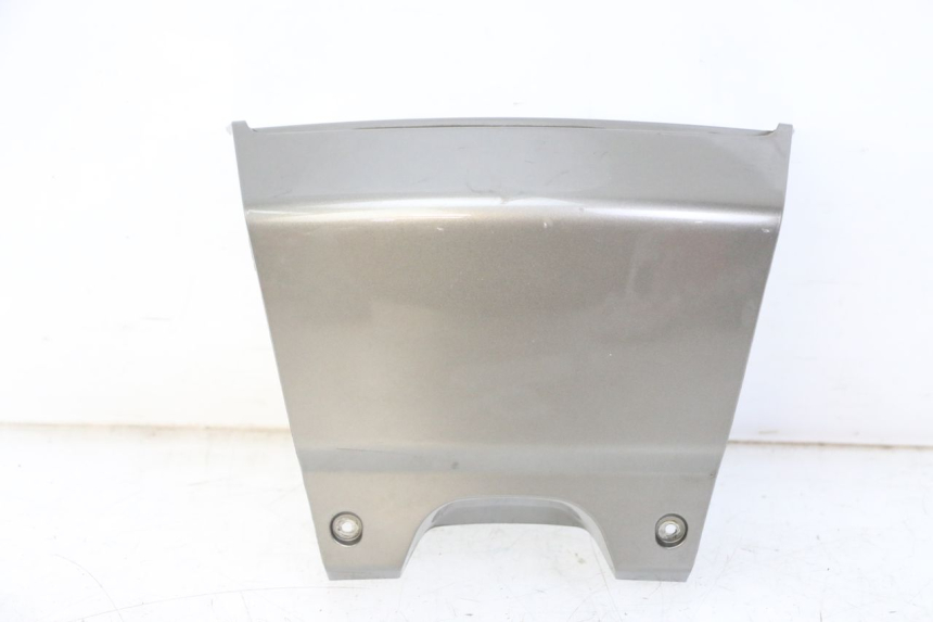 photo de JONCTION CARENAGE ARRIERE PEUGEOT SATELIS 125 (2013 - 2018) - Zoom état d’usage