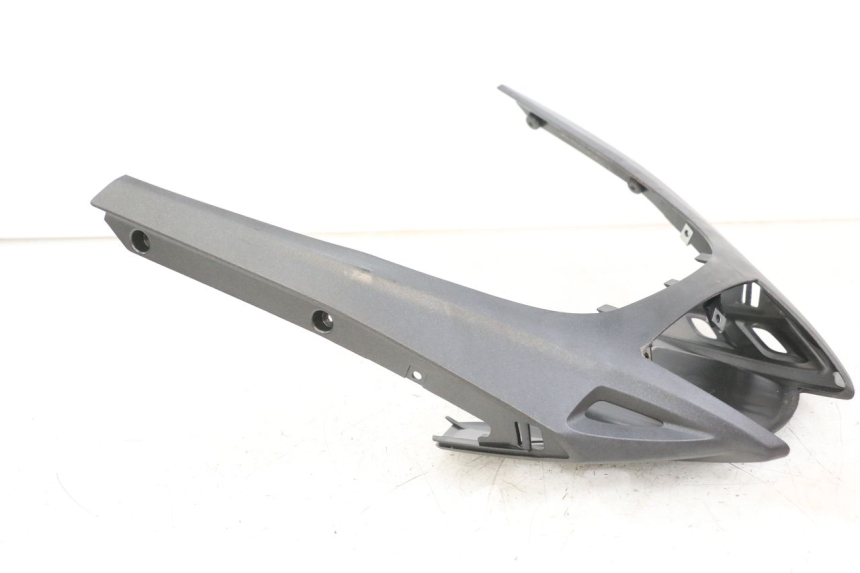 photo de JONCTION CARENAGE ARRIERE PIAGGIO NEW TYPHOON 50 (2010 - 2017) - Gros plan technique