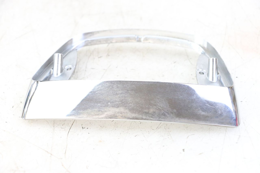 photo de JONCTION CARENAGE ARRIERE PIAGGIO VESPA LX IE 125 (2010 - 2012) - Vue d’ensemble