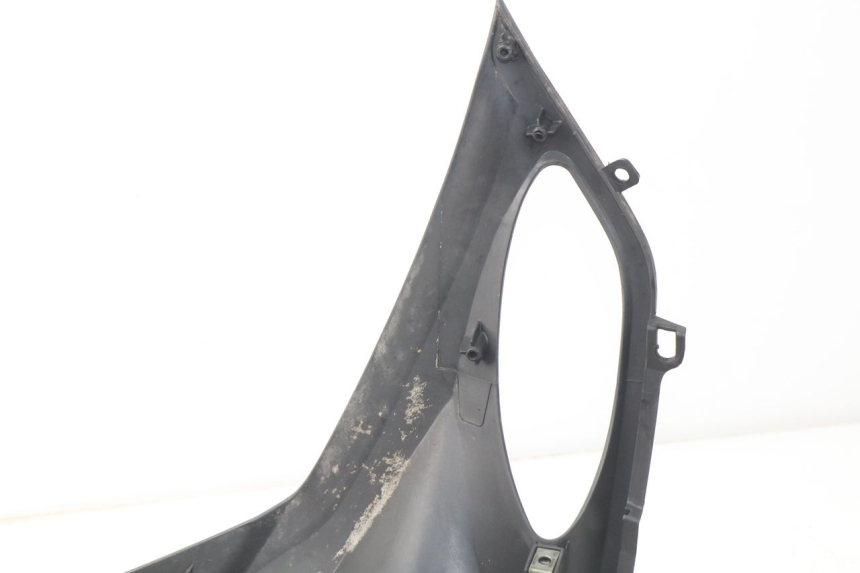 photo de JONCTION CARENAGE ARRIERE DAELIM S4 50 (2010 - 2015) - Détail de la pièce