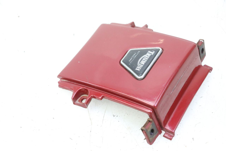 photo de JONCTION CARENAGE ARRIERE TRIUMPH SPRINT 900 (1995 - 1998) - Zoom état d’usage