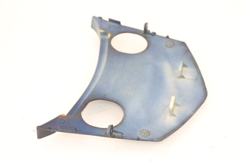 photo de JONCTION CARENAGE ARRIERE PEUGEOT SUM UP 125 (2008 - 2013) - Zoom état d’usage