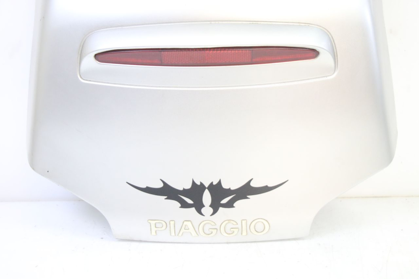 photo de JONCTION CARENAGE ARRIERE PIAGGIO SUPER LX 125 (2000 - 2003) - Zoom état d’usage
