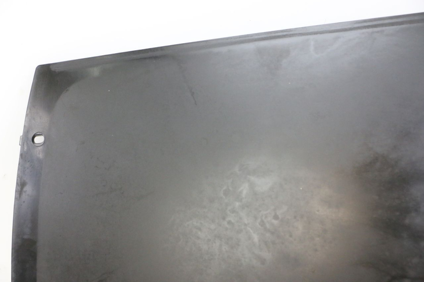 photo de JONCTION CARENAGE ARRIERE SUPERIEUR BMW C1 125 (2000 - 2003) - Détails caractéristiques