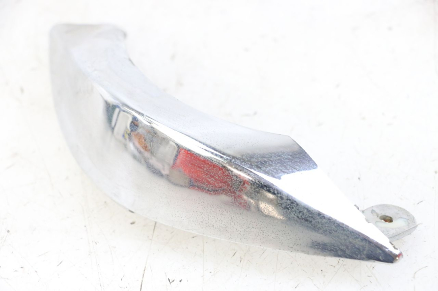 photo de JONCTION CARENAGE ARRIERE SUPERIEUR DAELIM BESBI 125 (2007 - 2008) - Vue principale