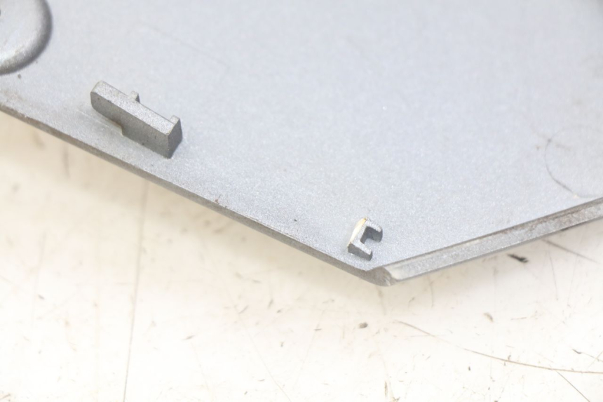 photo de JONCTION CARENAGE ARRIERE SUPERIEUR KYMCO DOWNTOWN ABS 125 (2015 - 2017) - Zoom état d’usage