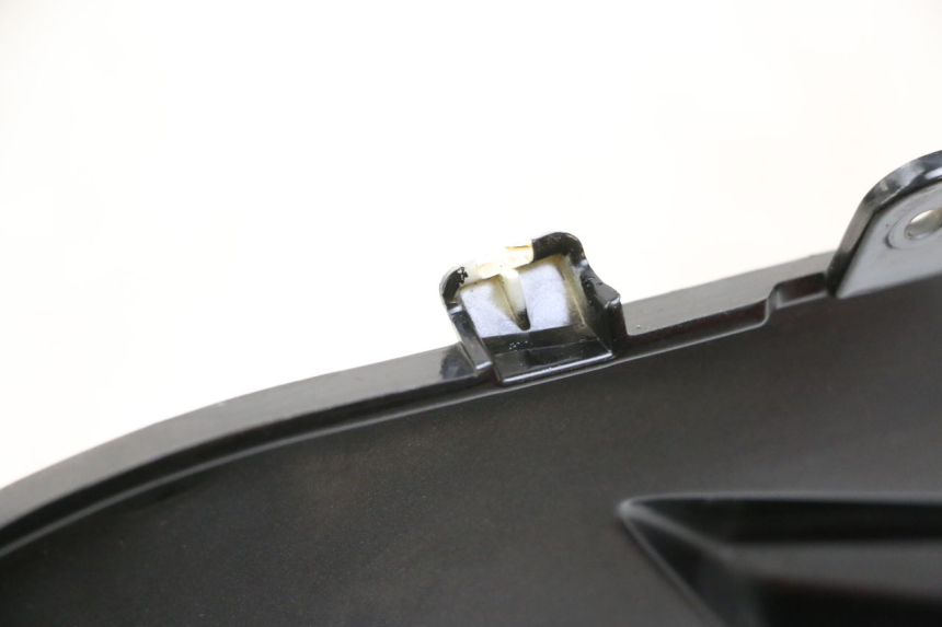 photo de JONCTION CARENAGE ARRIERE SUPERIEUR EBROH BRAVO GLE 1 (2020 - 2024) - Détail de la pièce