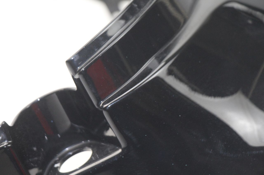 photo de JONCTION CARENAGE ARRIERE SUPERIEUR SYM FIDDLE 3 III 125 (2014 - 2020) - Points de fixation