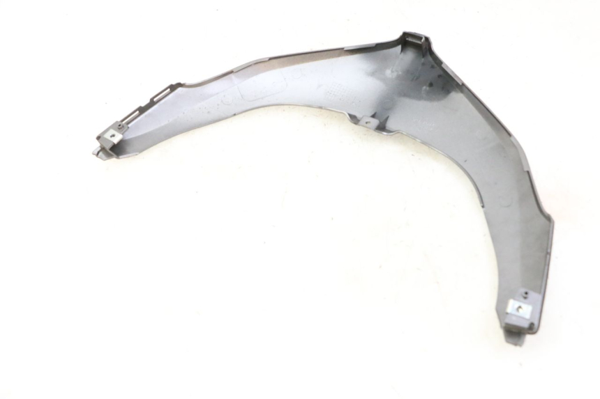 photo de JONCTION CARENAGE ARRIERE SUPERIEUR HONDA FORZA ABS 300 (2013 - 2017) - Vue d’ensemble